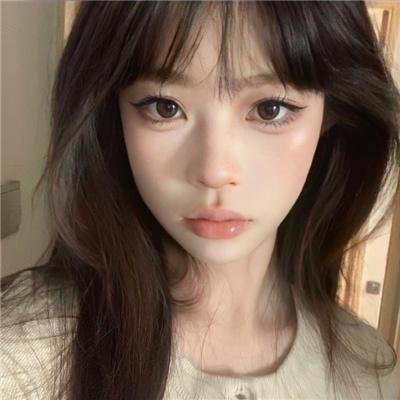 赤裸的美奈子